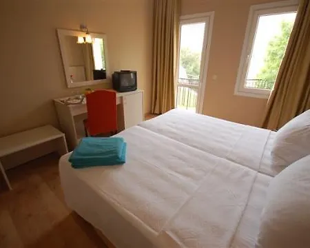 Gundem Hotel 4*